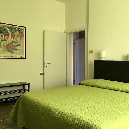 Greenhousebologna 3*