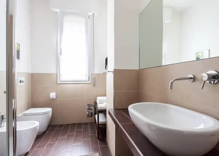 Greenhousebologna 3*