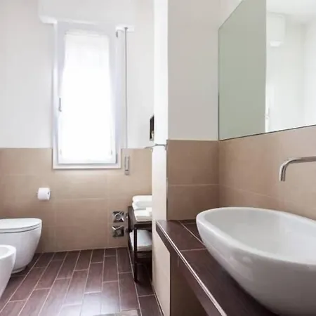 Greenhousebologna 3*