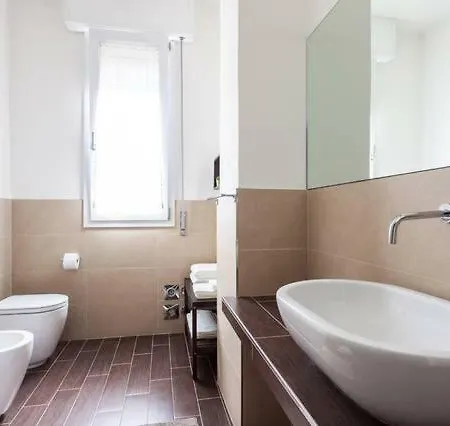 Greenhousebologna 3*