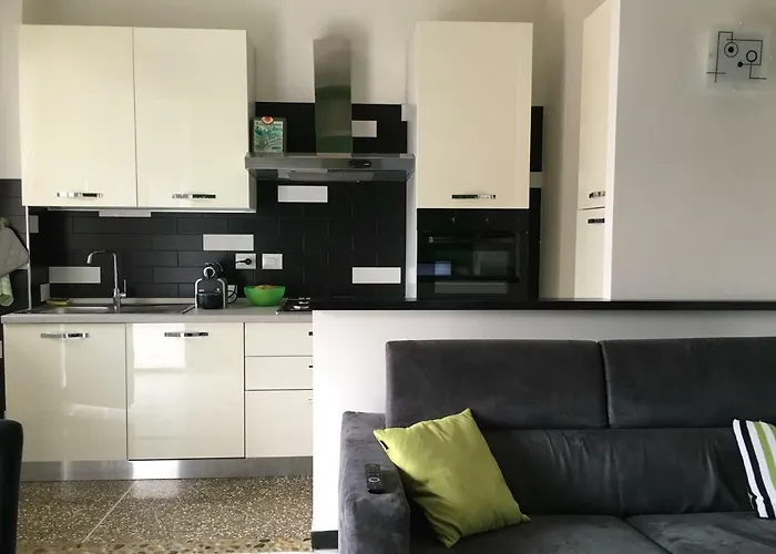 Greenhousebologna לינה וארוחת בוקר