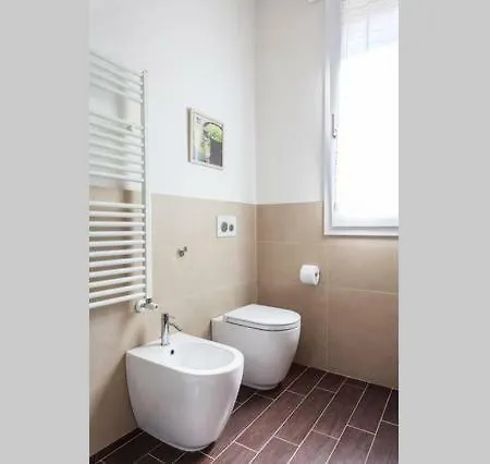 Bed & Breakfast Greenhousebologna 3*