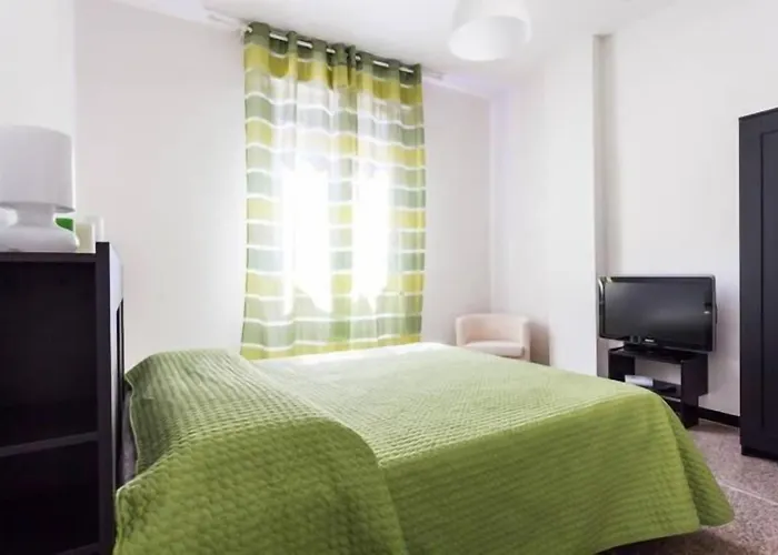 Greenhousebologna לינה וארוחת בוקר
